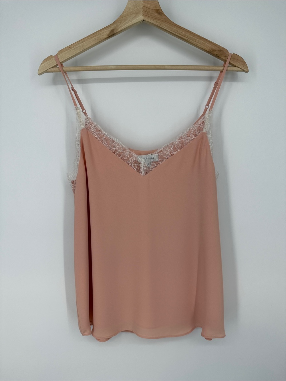Aritzia Babaton Peach Lace-Trim Camisole Small